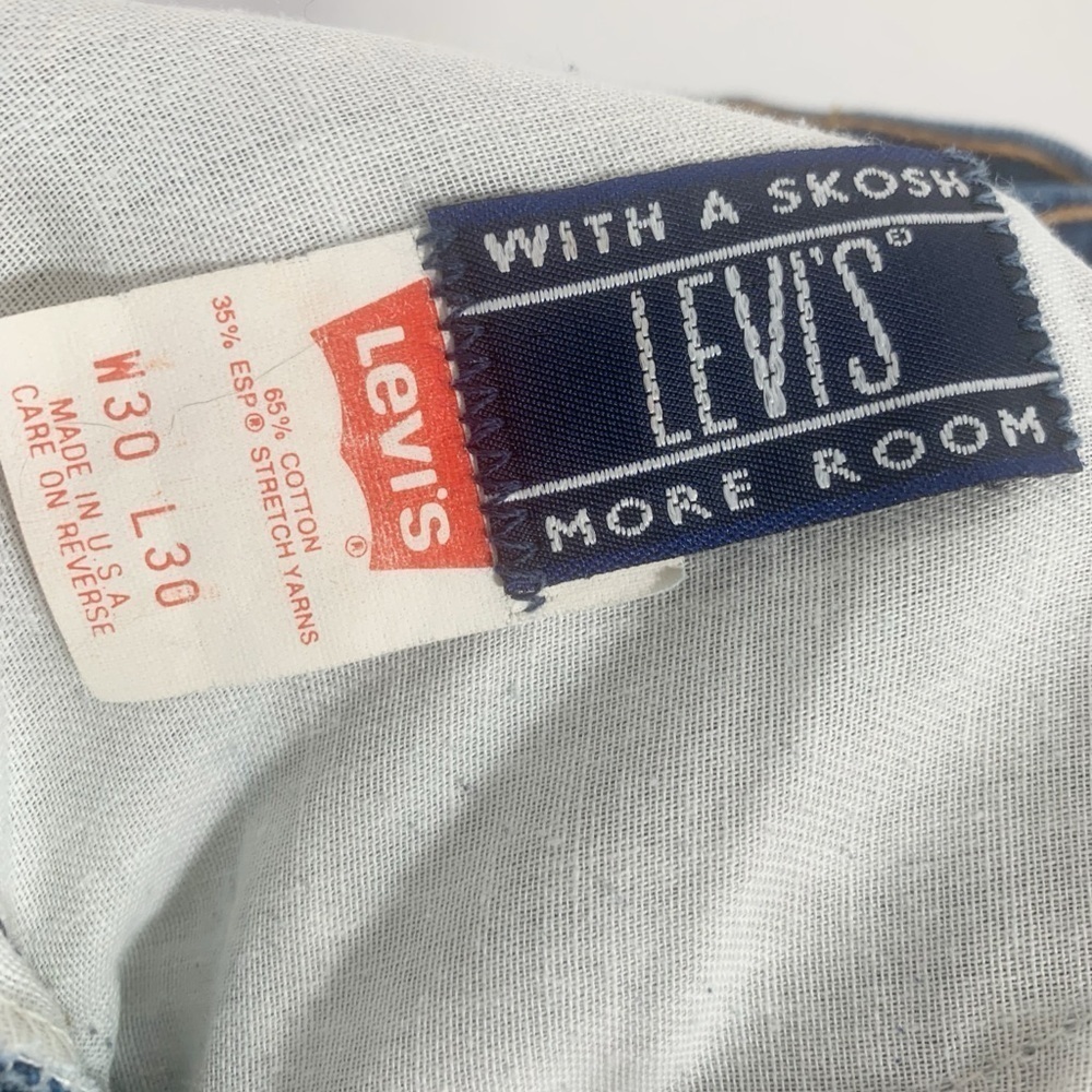 Vintage Levi's Straight Leg Jeans Size 30 - Picture 8 of 9